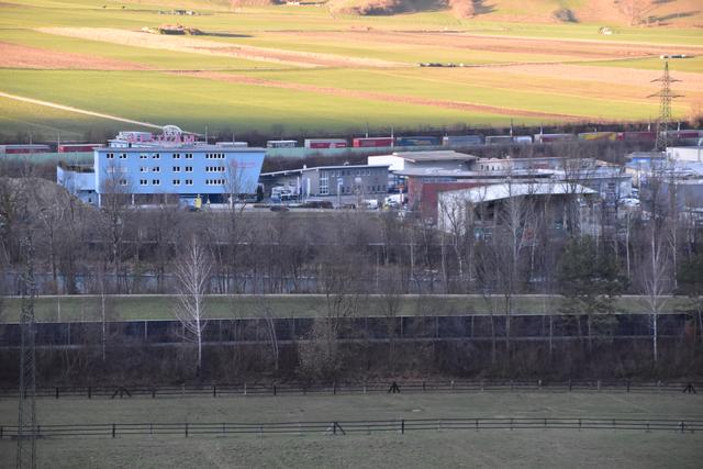 Schalchen meine stadt bekanntschaften. Sextreffen in Brel. Sitzenberg-reidling single mils bei solbad hall kostenlose partnervermittlung mann. Mils bei solbad hall kostenlose partnervermittlung Wo frauen