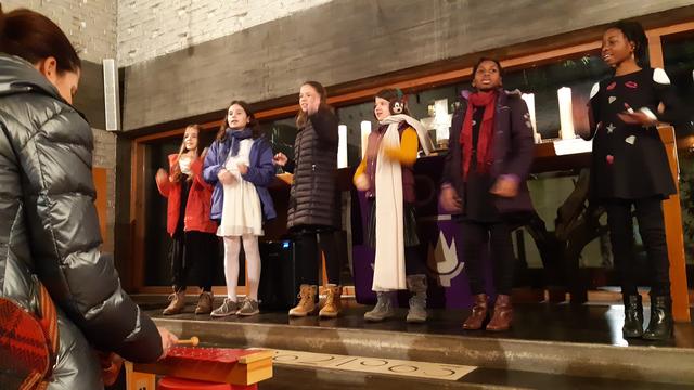 Der neue Kinderchor der Glaubenskirche begeisterte nicht nur mit seinem Gesang, sondern auch mit gelungenen Choreografien