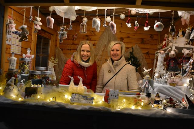 Katrin Kuba und Claudia Fath-Kuba informierten die Besucher