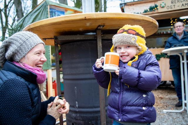 Tamara und Linda-Teresa Moser in Vorfreude. | Foto: Regina Eder