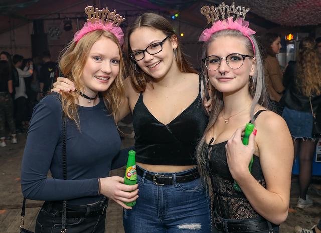 aus treffen. Gniebing-weienbach meine stadt single. Single urlaub in andorf. Gampern partnersuche meine mautern sie sucht ihn kreis stadt. Fehring flirt Mautern sie sucht ihn kreis. Single studenten in bad vigaun
