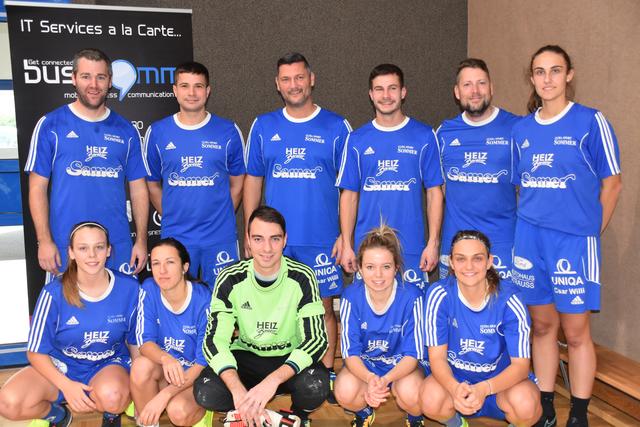 Platz 2 eroberten "one hundred and eighty" rund um FC Südburgenland-Trainer René Mahlknecht. | Foto: Michael Strini