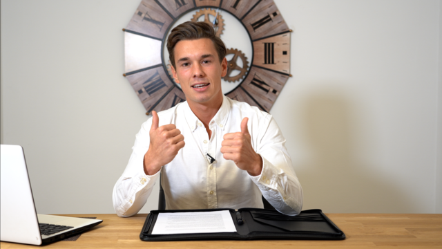 "Die Selbstpräsentation im Bewerbungsgespräch muss eine Geschichte, einen roten Faden, haben", dieser Punkt ist dem selbstständigen Personalberater Michael Achleitner ganz wichtig. | Foto: forthuberfilm