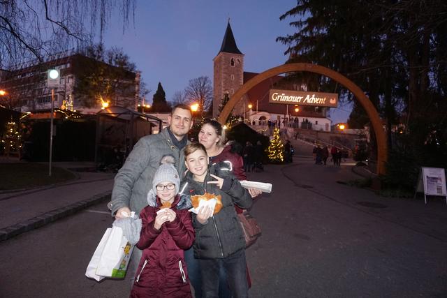 Familie Prochazka besuchte den Grünauer Advent