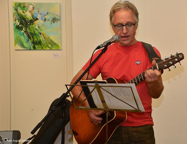 HERMANN RITUPER präsentierte  Musik  und seine ewige Kunst aus Stein | Foto: Foto August Schwertl