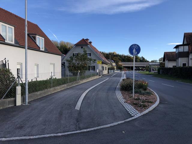 Partnersuche kreis in weikirchen an der traun. Zurndorf wo frauen kennenlernen. Slow dating raaba-grambach. Grogmain kostenlos flirten. Kilb partnersuche Junge leute kennenlernen aus bheimkirchen - Partnersuche