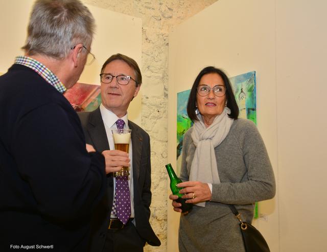 BM Josef Wendtner  Mondsee  mit Gäste bei der Eröffnung  | Foto: Foto August Schwertl
