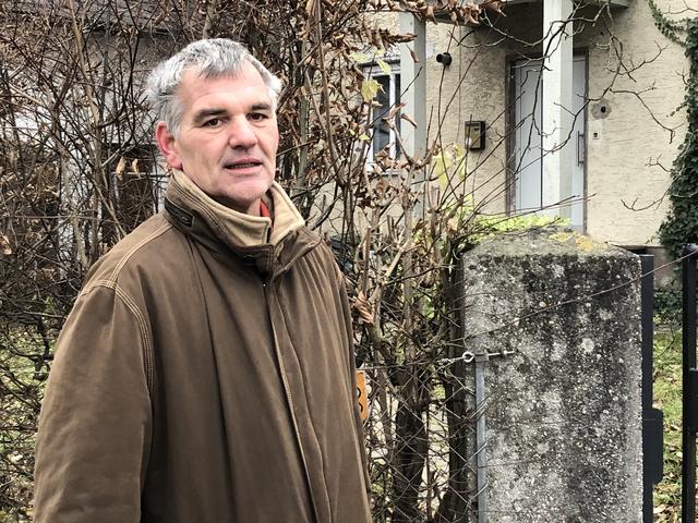 Gernot Hagen vor dem ehemaligen Lokal seiner Mutter. | Foto: BRS/Diabl