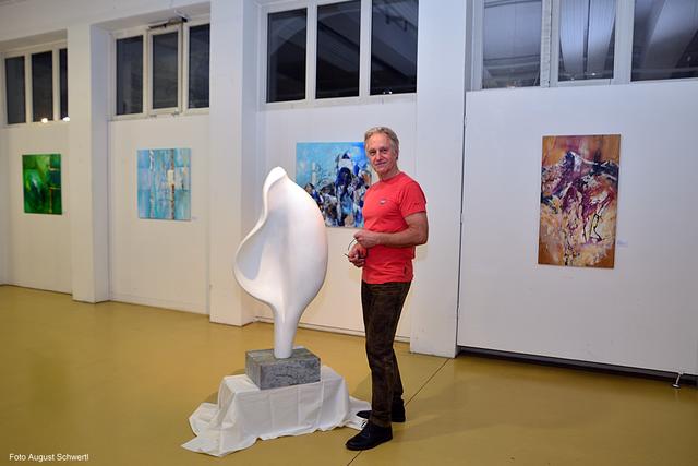 HERMANN RITUPER präsentierte  Musik  und seine ewige Kunst aus Stein | Foto: Foto August Schwertl