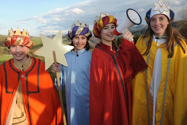 Heuer sind rund 4.100 Sternsinger bei der Dreikönigsaktion in ganz Wien unterwegs um zu sammeln.