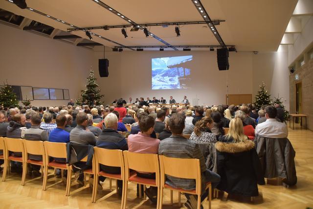 Rund 300 TVB-Mitglieder kamen zur Versammlung in das Congress Centrum Alpbach.  | Foto: Barbara Fluckinger