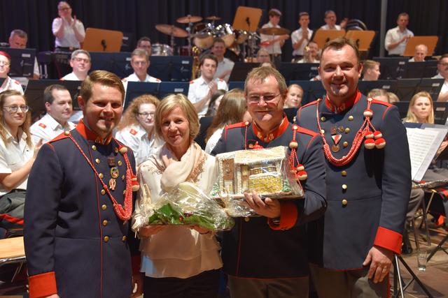Obmann-Stv. Anton Nenning, Edith Huber, Florian Huber und Obmann Kurt Königshofer (von links). | Foto: BGBTV