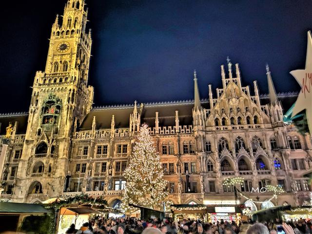 Münchner Rathaus, Marienplatz, Christkindlmarkt