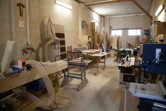 Der Duft nach Holz - hier hat alles seinen Platz. Jürgen Scheiners Tischlerwerkstatt! | Foto: Regina Courtier