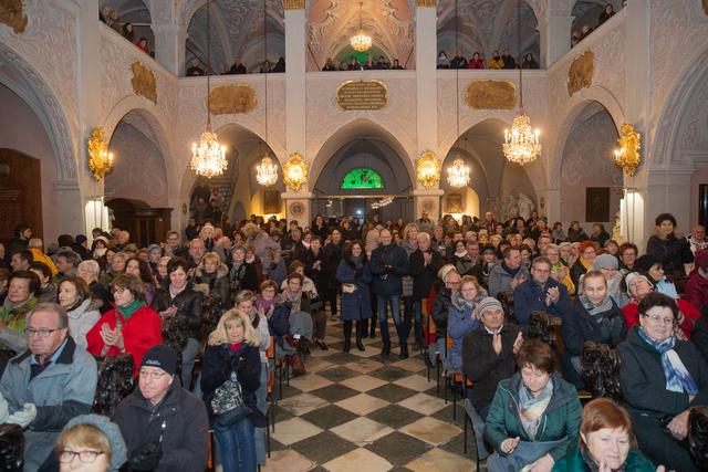 Stiller Advent im Dom in Klagenfurt  | Foto: Richi di Bernardo