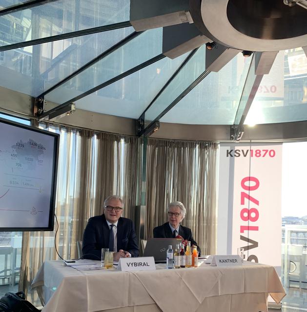 KSV1870-Vorstand Ricardo-José Vybiral (links), Hans-Georg Kantner, Leiter KSV1870