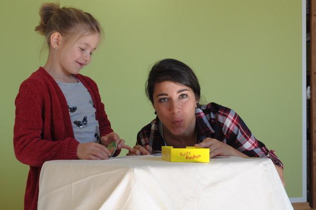 Angelika Grötzl hilft Kindern, spielerisch ihre Sprachprobleme loszuwerden. | Foto: privat