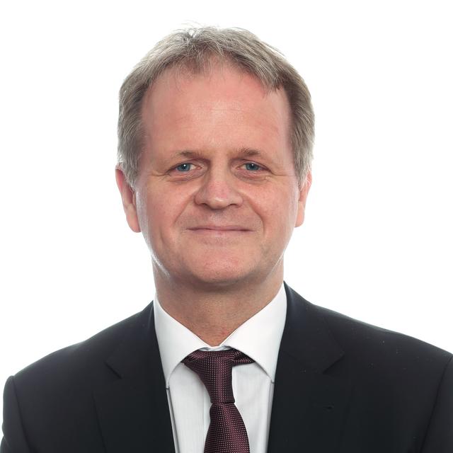 OÖVP Bezirksvorsitzender freut sich über die Investitionen in Kinderbetreuung und Sport.
