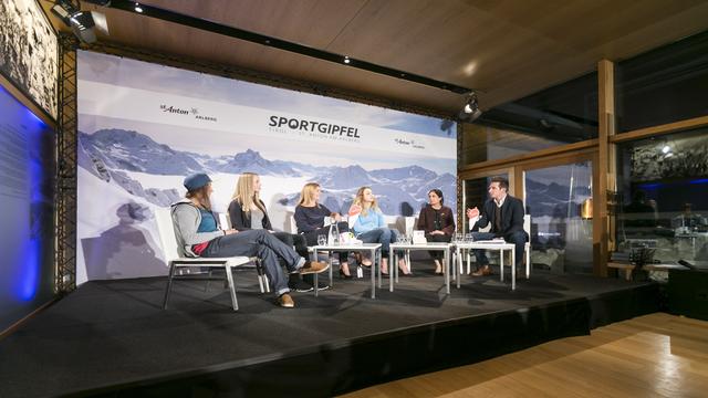 Gelungene Premiere des 1. Sportgipfel Tirol - St. Anton am Arlberg: "Pionierinnen in Männerdomänen" standen dabei im Fokus.