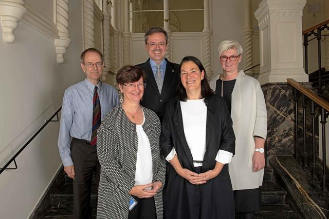 Top: Grupe, Simandl, Schulz, Zeichen-Ziegler, Wimmer (v.l.) | Foto: Alexander Wenzel
