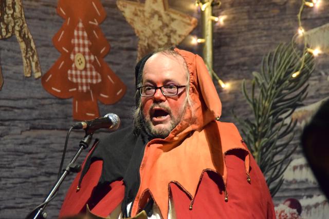 Herold Sven Stäcker - diesmal ein wenig närrisch.