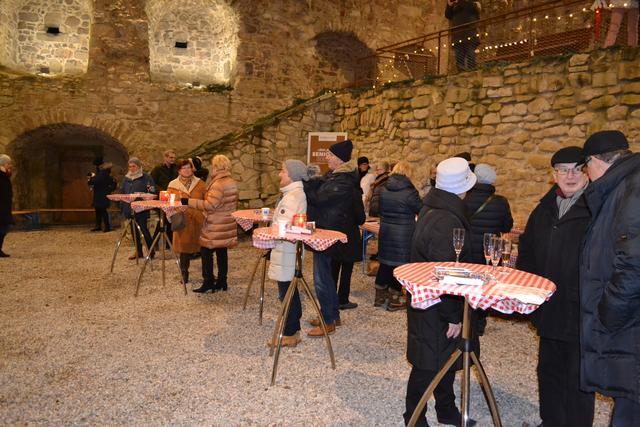 Die Besucher erfreuten sich an den weihnachtlichen Klängen.