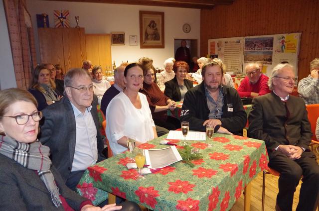 von links: VBgm. Dr. H. Wallowitsch + Gattin, P. Wagener, R. Strasser, Bgm. F. Pennauer