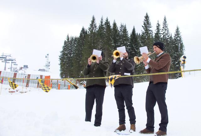 Musikalische Umrahmung der Feier durch die Loferer Bläsergruppe 