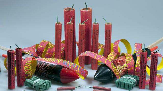 Die Raketen verursachen eine Menge Müll. | Foto: Foto: panthermedia/vschlichting