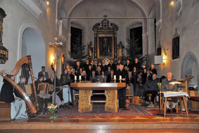 In der Pfarrkirche Markt Hartmannsdorf machte sich vorweihnachtliche Stimmung breit