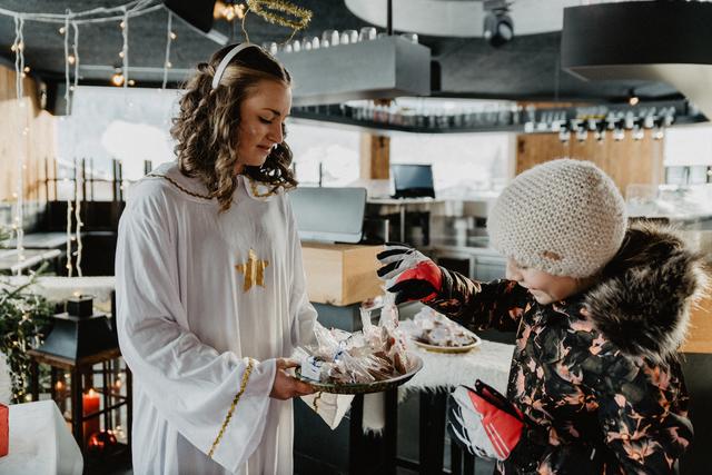 Christkindl-Postamt mit Engerl Victoria  | Foto: Maria Harms Photography