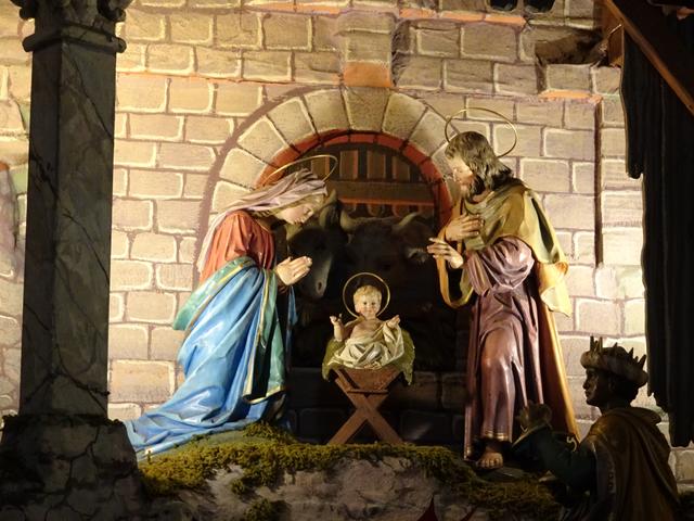 Möge Euch allen der Stern von Bethlehem leuchten, Euch beschützen und Glück bringen! ...