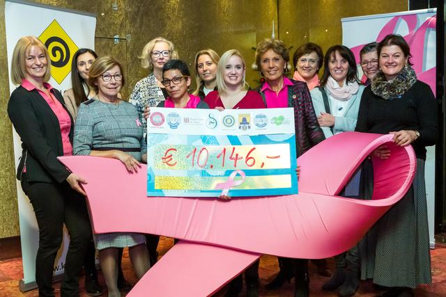 Stolz: die Verantwortlichen der Damen-Service-Clubs