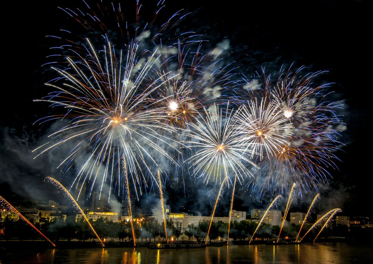 Silvester Knallerei Ist Silvester Grund Zum Knallen Lassen