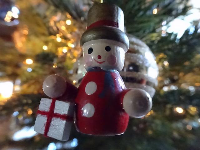 FROHE WEIHNACHTEN ! ...