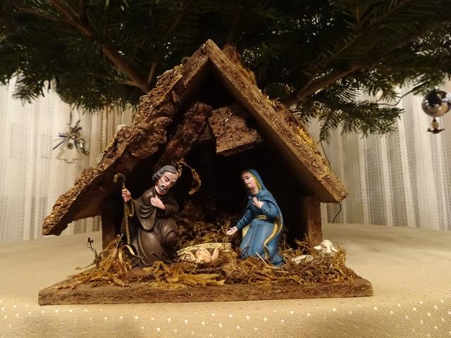 Im Christentum wird zu Weihnachten die Geburt Jesu Christi gefeiert! 