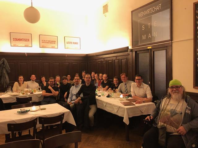 Gemeinsam feierte die grüne Fraktion Mariahilfs im Restaurant Steman Weihnachten. | Foto: Grüne Mariahilf