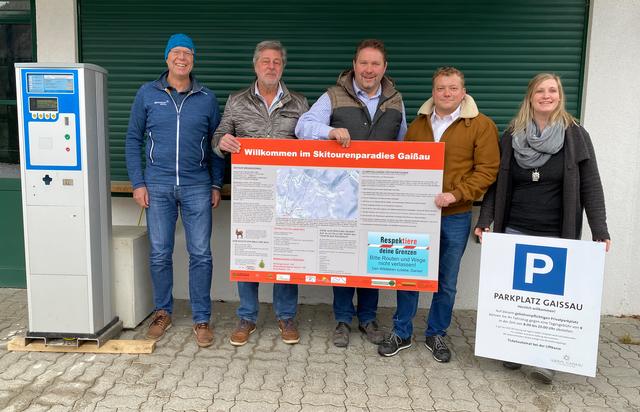 Gerd Frühwirth ÖAV, BGM Andreas Ploner, Initiator Andreas Schnaitmann (TVB Krispl-Gaißau), Obmann TVB Krispl-Gaißau Norbert Walkner, und ich Sandra Weissenbacher GF TVB Krispl-Gaißau.