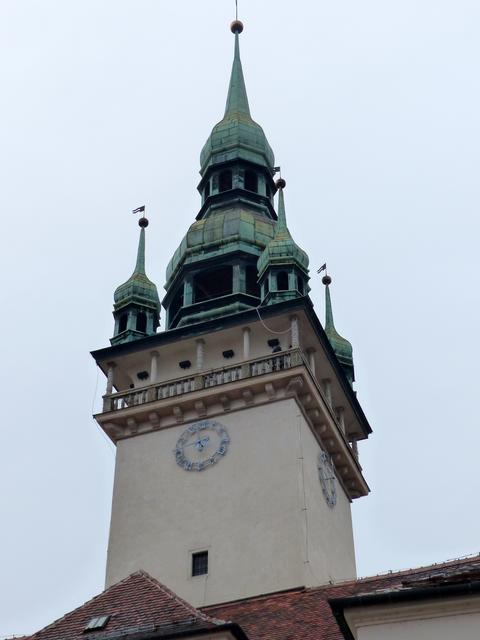 Altes Rathaus - Sie können auch auf den 63m hohen Turm des Rathauses gehen und die Aussicht auf das historische Zentrum von Brno, auf Petrov und Spilberg genießen.