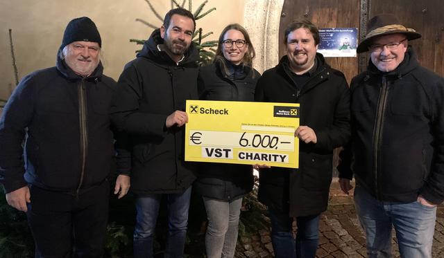 Fidji Fiala (VST), Michael Huber, Anita Kneringer, Thomas Neuner (alle Aurum), Thomas Spindler (VST) (v. li.). | Foto: VST Kitzbühel