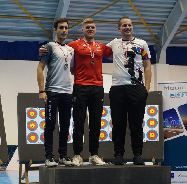 Alan Remar, Andreas Gstöttner und Lovro Cerni auf dem Siegerpodest in Varazdin, Kroatien