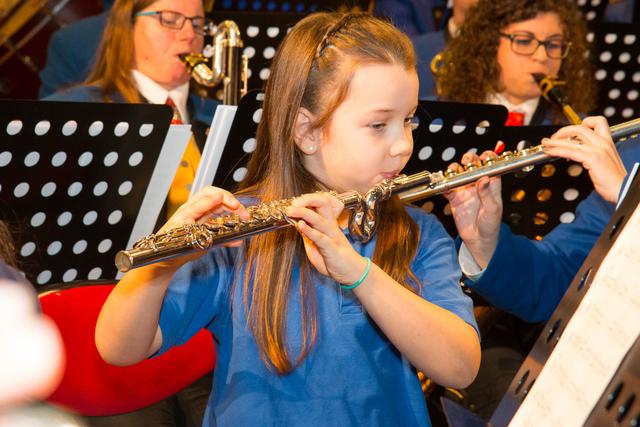 Marlene Weber, jüngstes Mitglied der MMKids und frisch gebackene Absolventin des Junior-Abzeichens auf der Querflöte. | Foto: Wolfgang Maisriemler