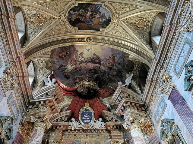 Ein Teil der wunderschönen Decke.