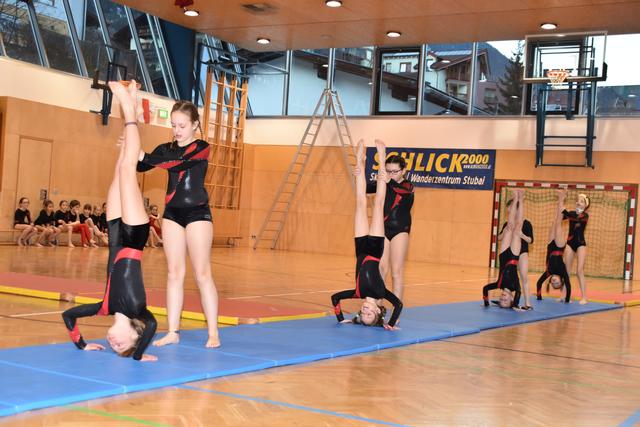 Die Kinder zeigten, was sie in den vielen Stunden des abgelaufenen Jahres erlernt haben.