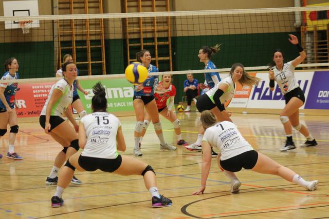 Die Prinz Brunnenbau Girls verloren am Montag in Perg trotz guter Defensivleistung gegen TI Volley mit 1:3 in Sätzen.