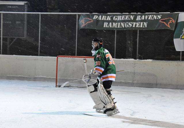 (Archivfoto) Die Dark Green Ravens starten mit zwei Niederlagen in der Division I des Salzburger Eishockeyverbandes ins neue Jahr. Sie verloren zunächst gegen die SPG Nuarach Bulls/Unken und dann gegen den EC Hallein Chiefs.