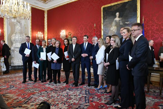 Am Dienstagvormittag wurde die erste türkis-grüne Bundesregierung Österreichs angelobt.