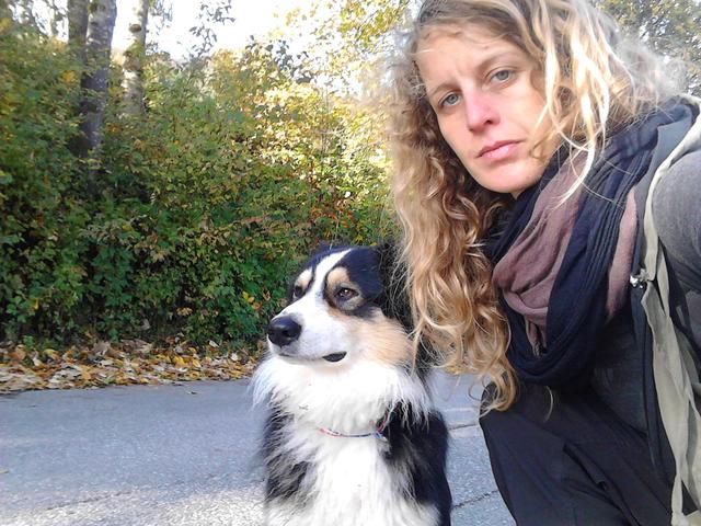 Katrin Humpel aus Scheibbs mit ihrem Hund.
