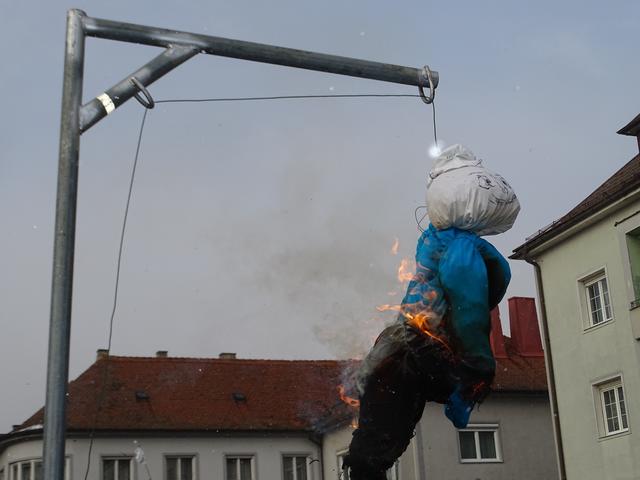 Das Verbrennen des Faschingnarrens hat in Rechnitz schon Tradition!