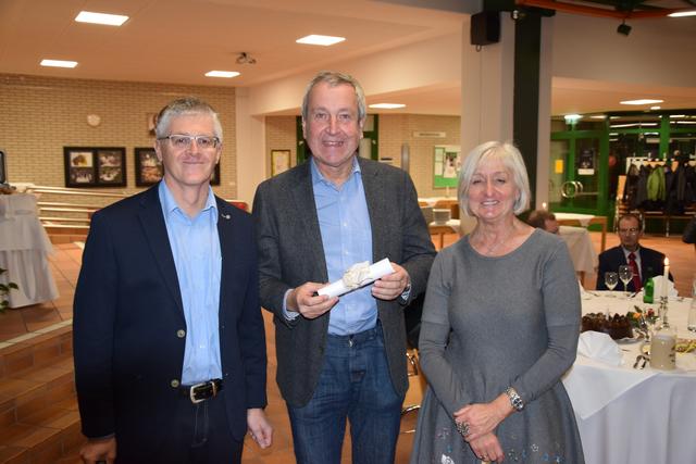 v.l.n.r. Der neue provisorische Leiter der TS Bad Ischl Rudolf Schneeberger, Direktor außer Dienst Klaus Enengl und Personalvertreterin Margit Ketter.